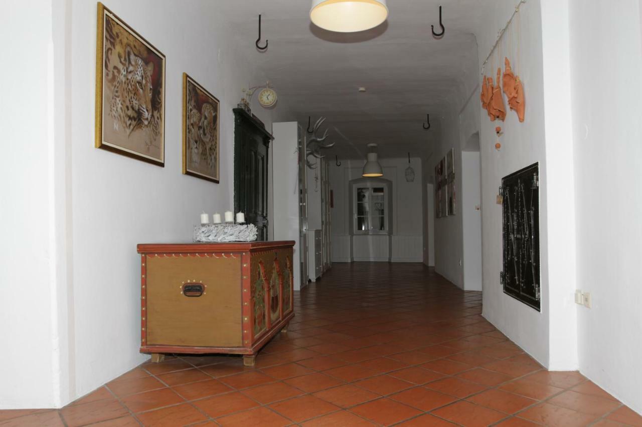 Gutshof Bartl 1 Apartment Klagenfurt am Woerthersee Exterior photo
