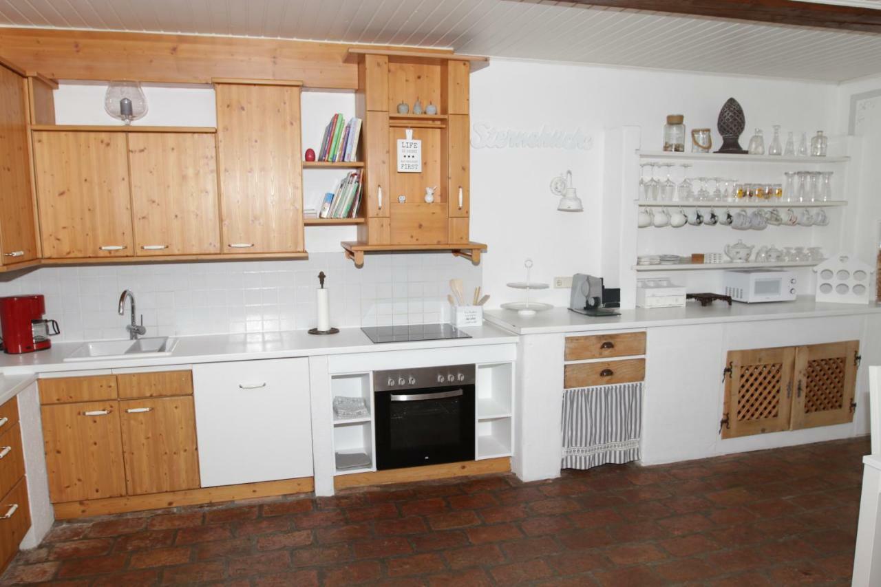 Gutshof Bartl 1 Apartment Klagenfurt am Woerthersee Exterior photo