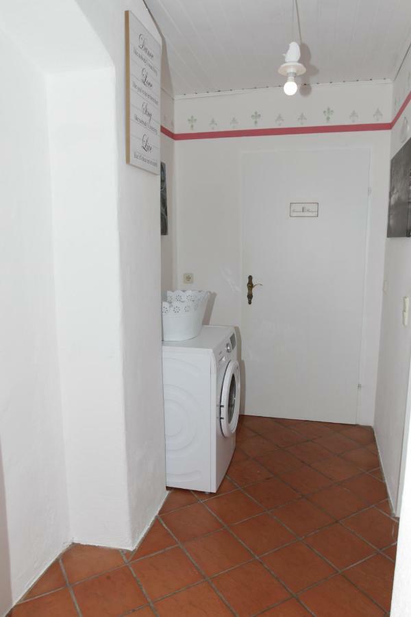 Gutshof Bartl 1 Apartment Klagenfurt am Woerthersee Exterior photo